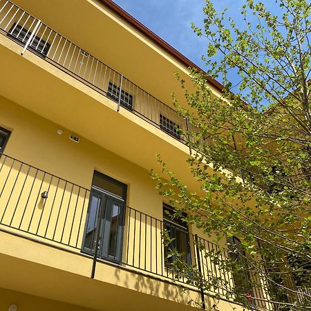 Honest Karlin Aparthotel Prague Luaran gambar