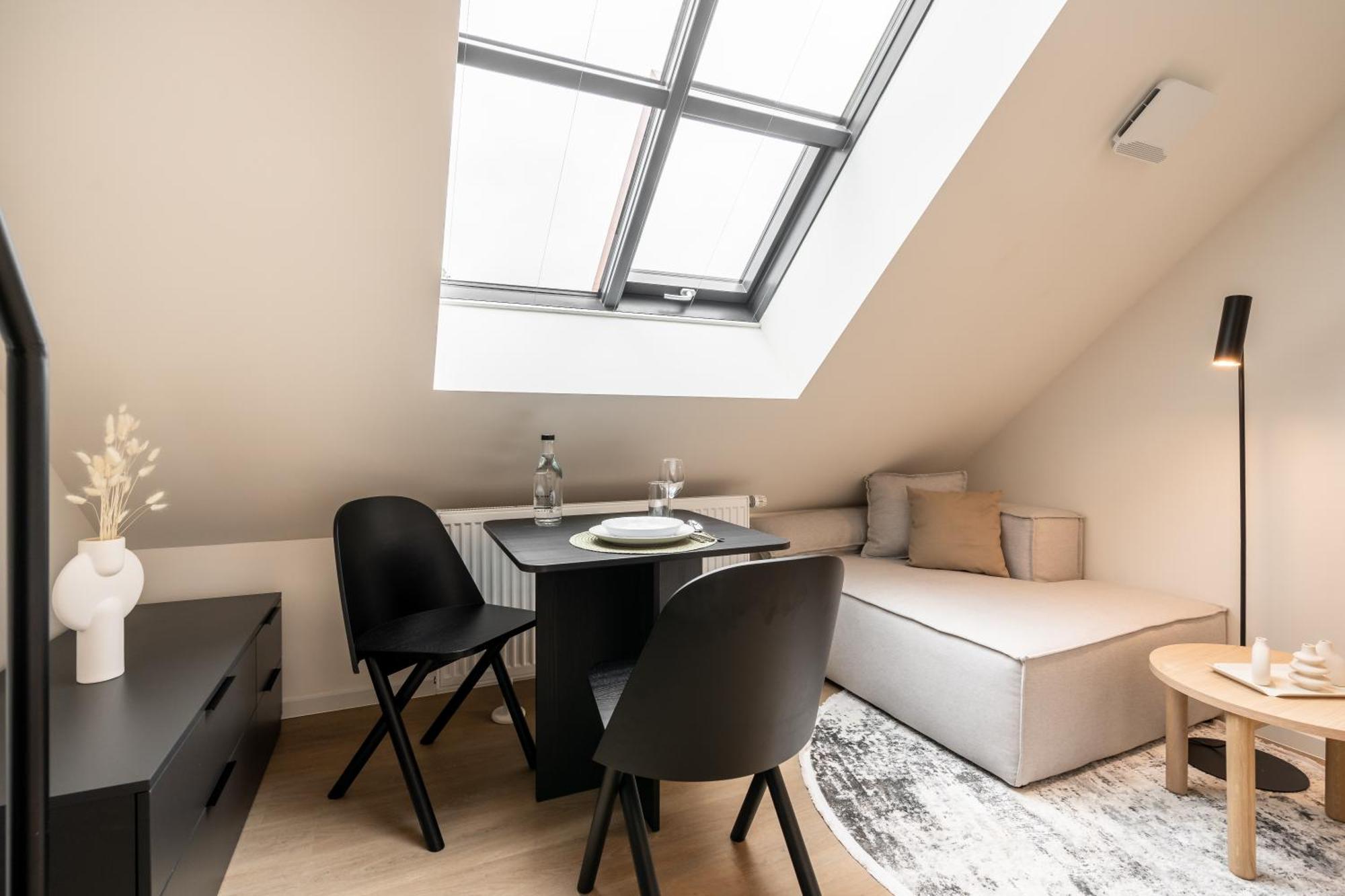 Honest Karlin Aparthotel Prague Luaran gambar