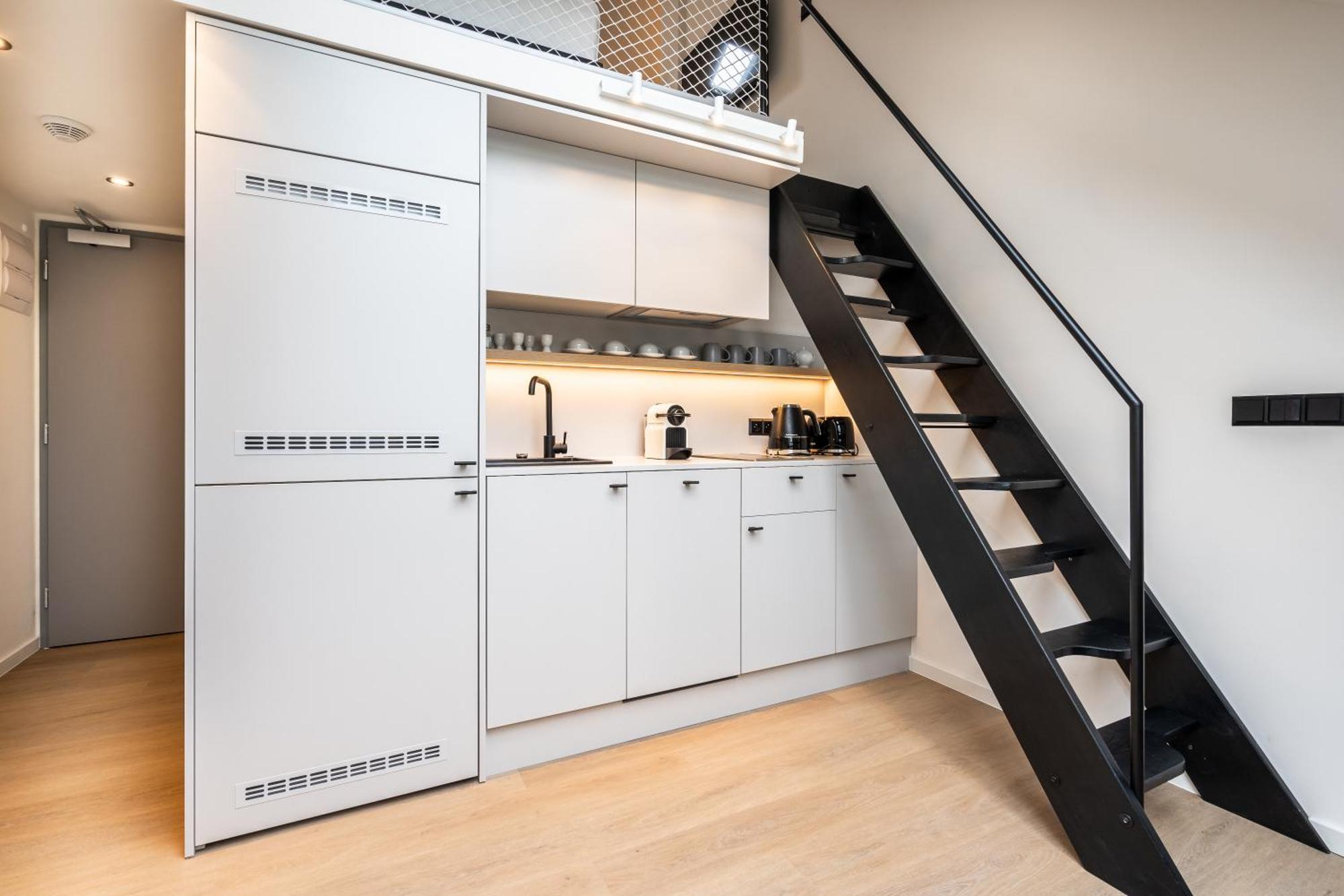 Honest Karlin Aparthotel Prague Bilik gambar