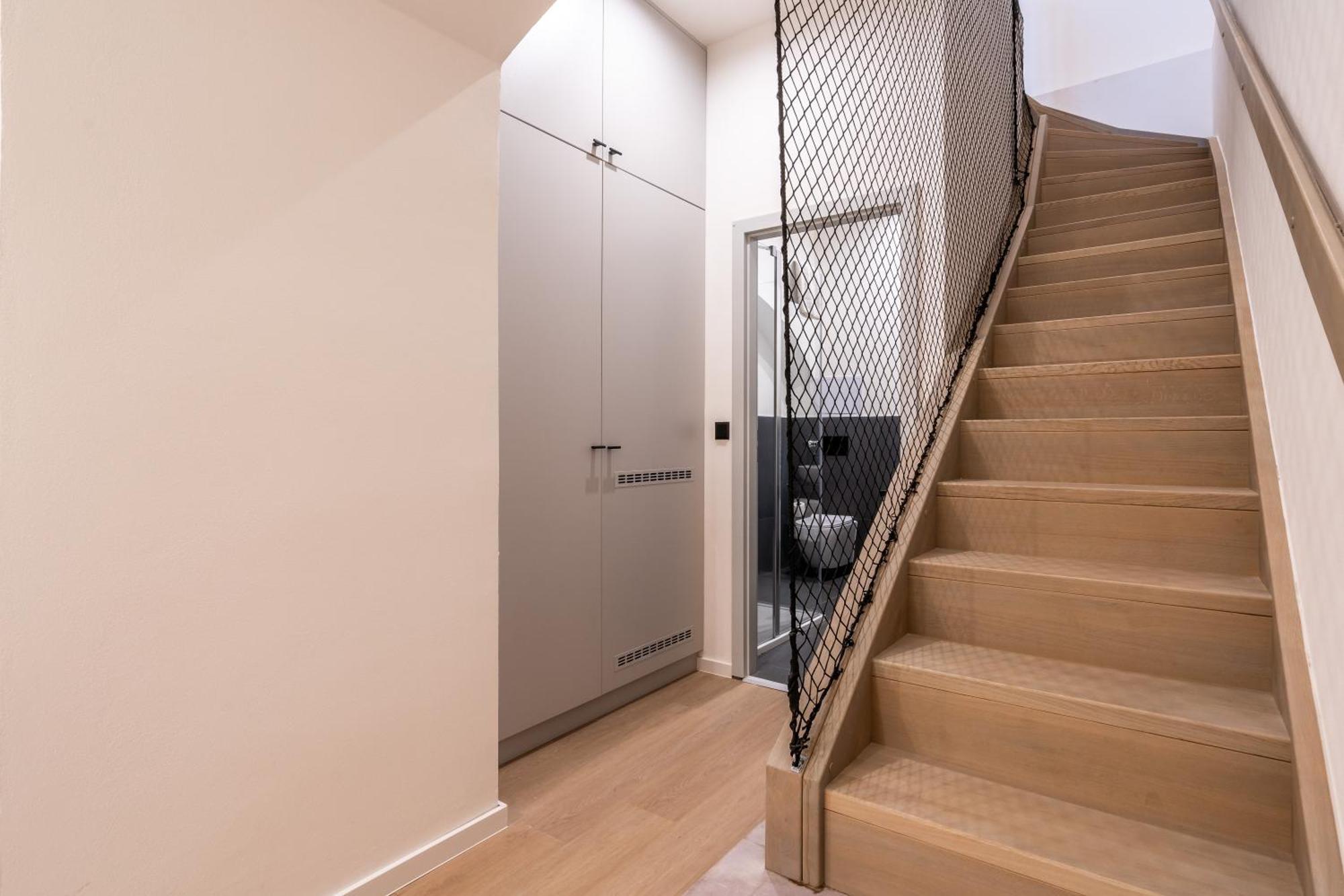 Honest Karlin Aparthotel Prague Bilik gambar
