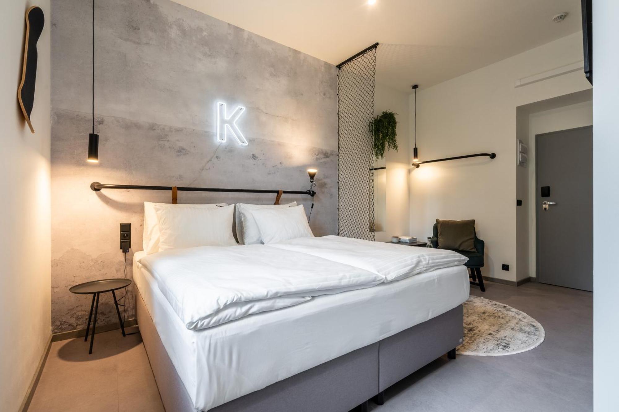 Honest Karlin Aparthotel Prague Luaran gambar