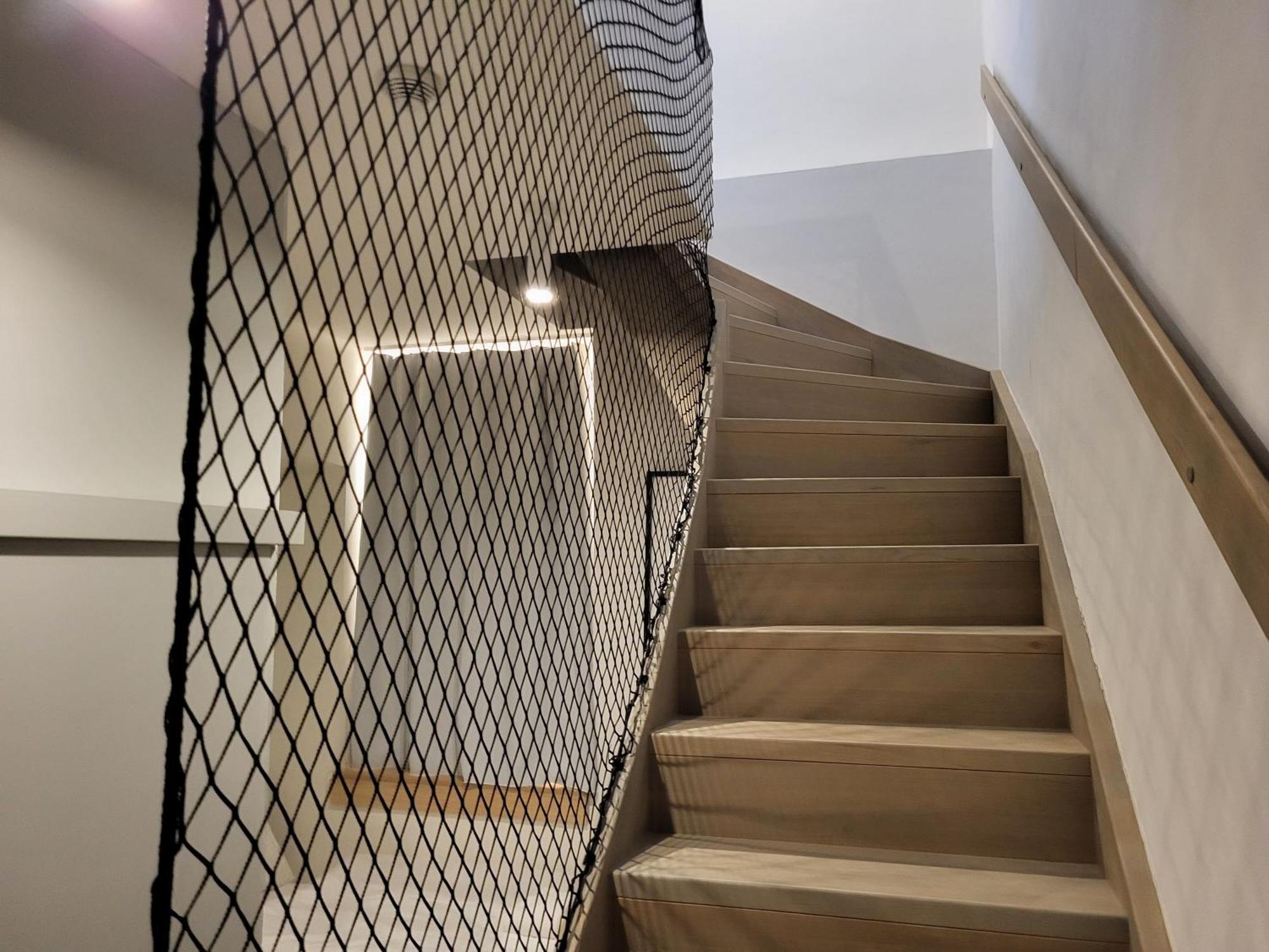 Honest Karlin Aparthotel Prague Bilik gambar